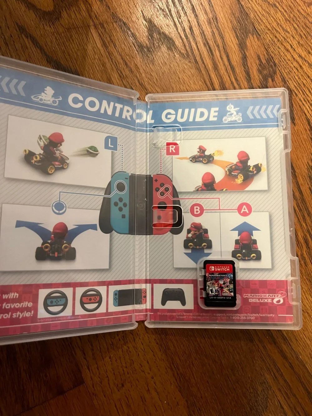 Mario Kart 8 Deluxe Nintendo Switch game with case mariokart